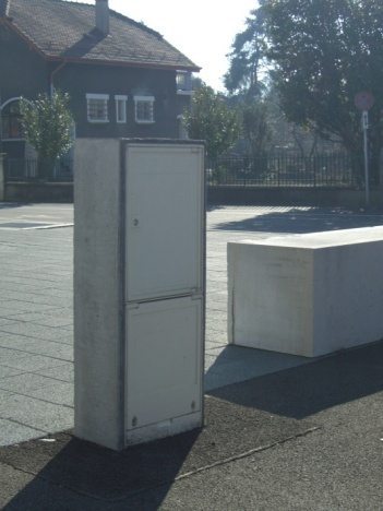 BORNE GAZ EN BÉTON - Muret technique pour coffret S2300 / S2400